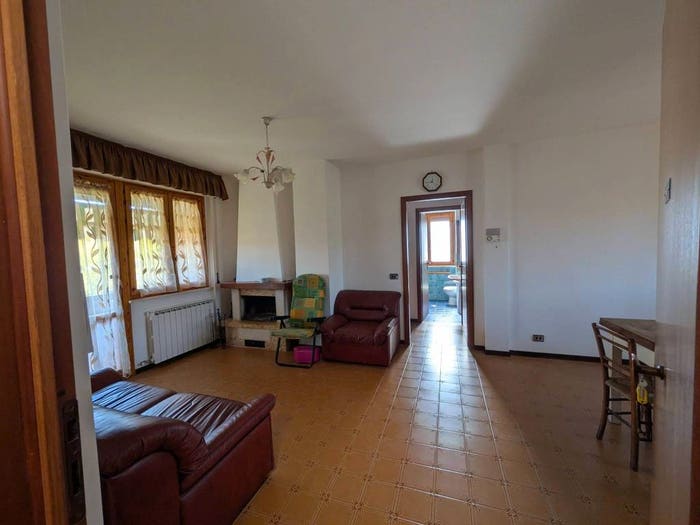 Appartamento quadrilocale in vendita in Via del Paradiso, Sant'angelo In Colle, Montalcino