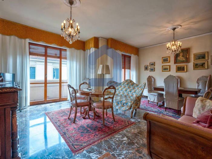 Appartamento con 6 locali in vendita in Via Fra' Paolo Sarpi, Mazzini Oberdan, Firenze