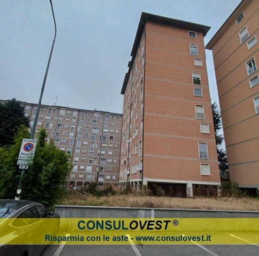 Appartamento con 5 locali in vendita in Via Camillo Giussani, Tre Castelli Faenza, Milano