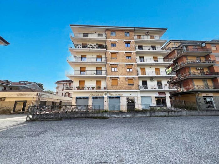 Appartamento con 5 locali in vendita in Piazza Carmine snc, Piedimonte Matese