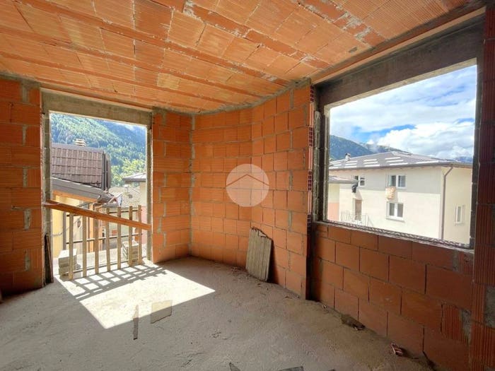 Casa monolocale in vendita in Via Rosolina, Vezza d'Oglio