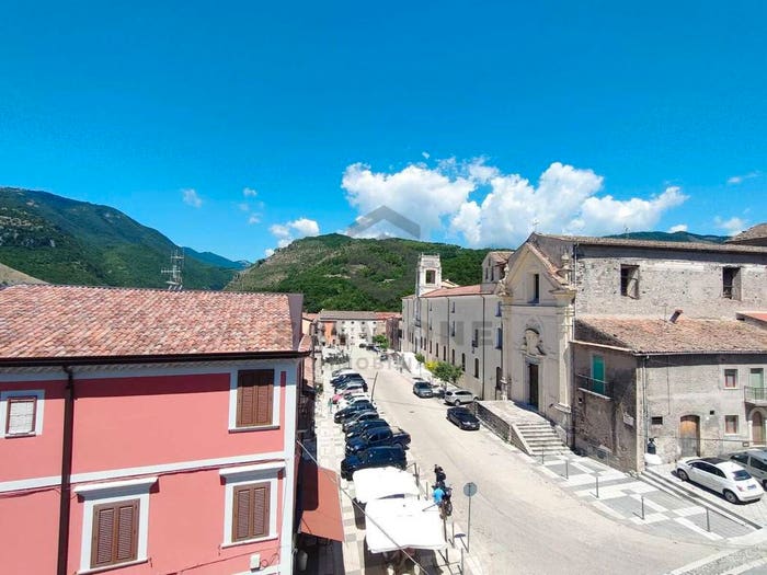 Casa con 6 locali in vendita in Via Telesina, Cerreto Sannita