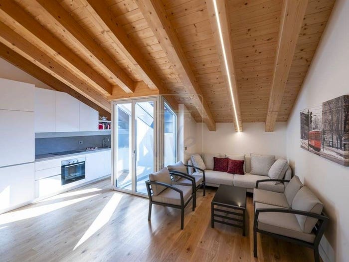 Appartamento quadrilocale in vendita in Via Ferrini, Porta Romana Medaglie d'Oro, Milano