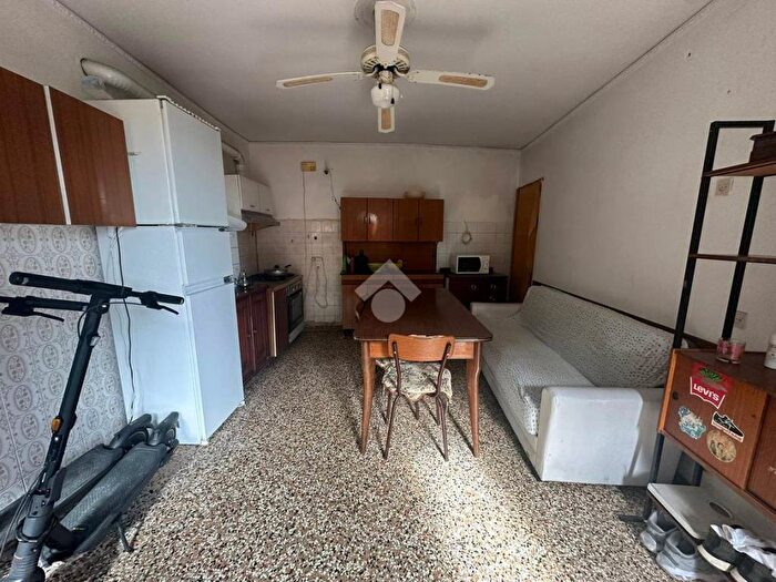 Casa con 5 locali in vendita in via Mazzini, Centro, Colognola Ai Colli