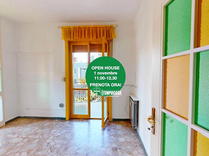 Appartamento trilocale in vendita in Via Giugno, Borghetto Santo Spirito
