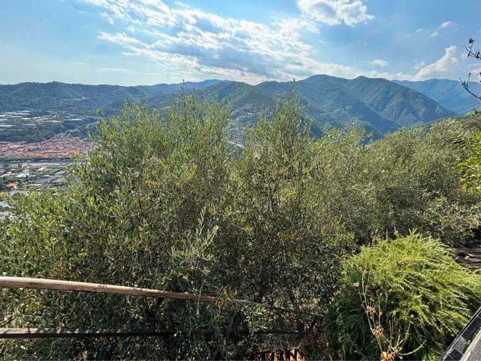Appartamento trilocale in vendita in Via Lampedusa, Castellaro