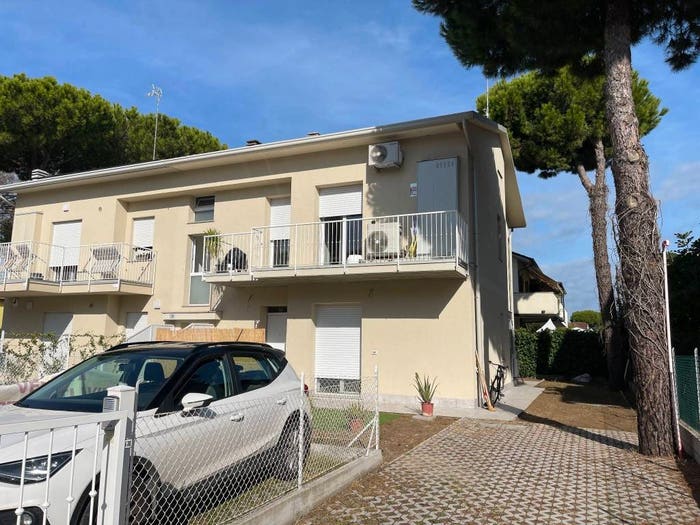 Appartamento trilocale in vendita in Via Garda, Centro, Cervia