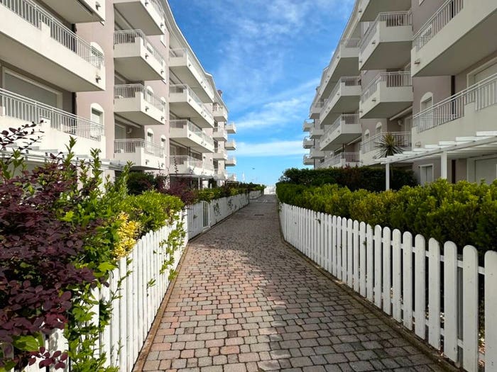 Appartamento trilocale in vendita in Piazza Giuseppe Mazzini, Lido Centro Ovest, Jesolo