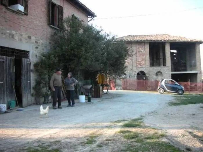 Casa con 5 locali in vendita in Via Castello No Number, Monte San Pietro