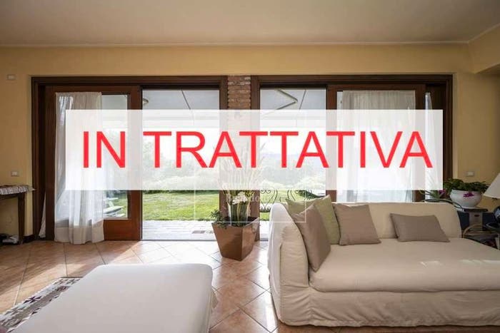 Appartamento trilocale in vendita in Centro, Besozzo