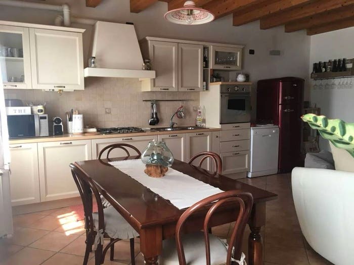 Appartamento trilocale in vendita in Via San Carlo, Crespano Del Grappa, Pieve del Grappa