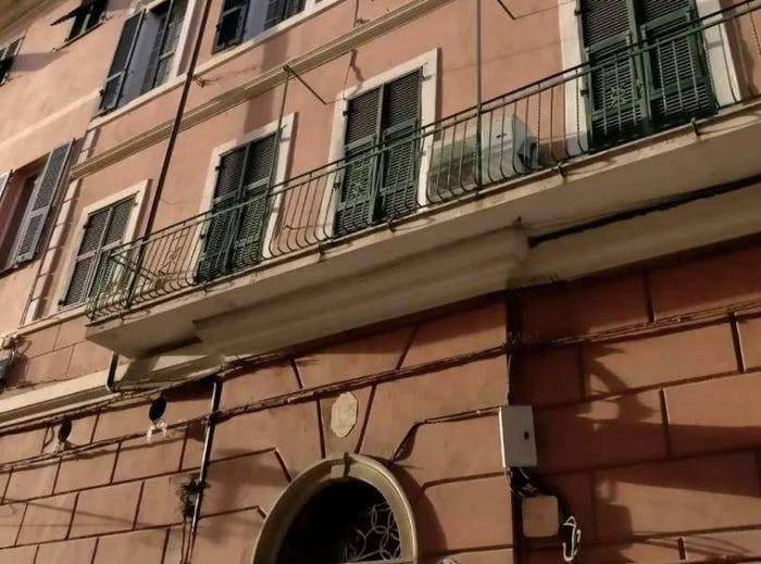 Appartamento con 6 locali in vendita in Via Felice Cascione, Porto Maurizio, Imperia