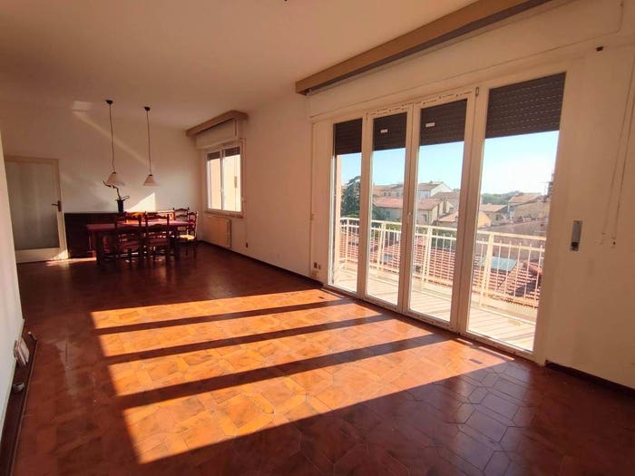 Appartamento con 5 locali in vendita in Via Alessandro della Spina, Stazione Centrale, Pisa