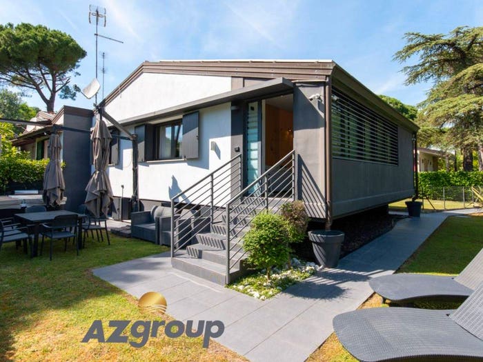 Casa con 6 locali in vendita in Calle Schiller, Centro, Lignano Sabbiadoro
