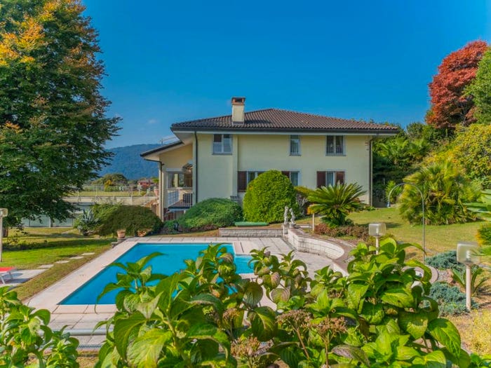 Casa con 6 locali in vendita in Arizzano