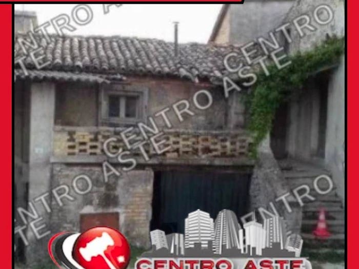 Appartamento quadrilocale in vendita in Castel Ritaldi PG Italia, Centro, Castel Ritaldi