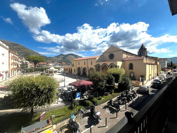 Appartamento trilocale in vendita in Via San Francesco d'Assisi, Centro, Fondi