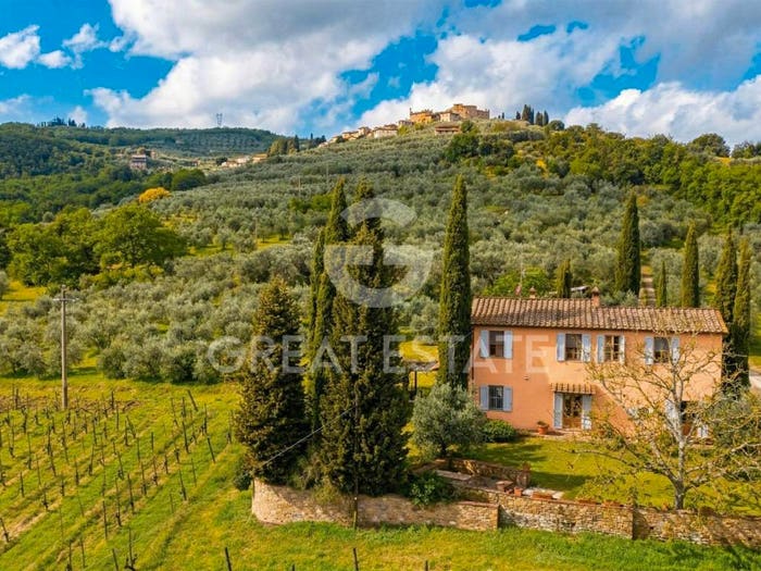 Casa con 6 locali in vendita in Via Senese, Centro, Bucine