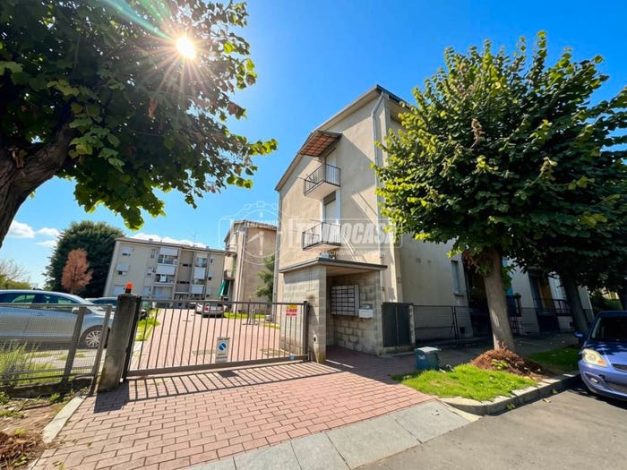 Appartamento bilocale in vendita in Via IV Novembre, Centro, Arluno