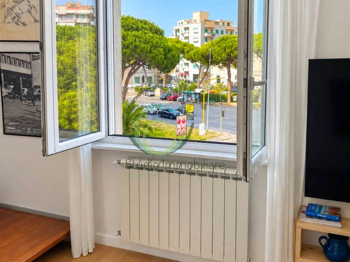 Appartamento quadrilocale in vendita in Fabbricotti, Livorno