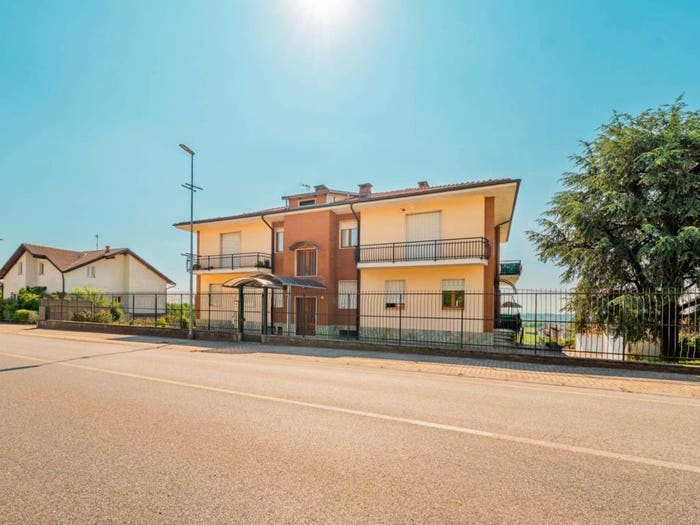 Appartamento quadrilocale in vendita in Via Cuneo, Centro, Fossano