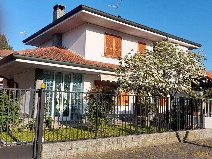 Casa con 5 locali in vendita in Via Emilio Alessandrini, San Fereolo Albarola Faustina, Lodi