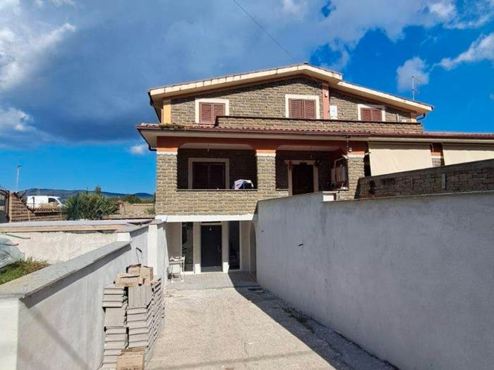 Appartamento con 5 locali in vendita in Via Fosso della Cerqueta, Centro, Cerveteri