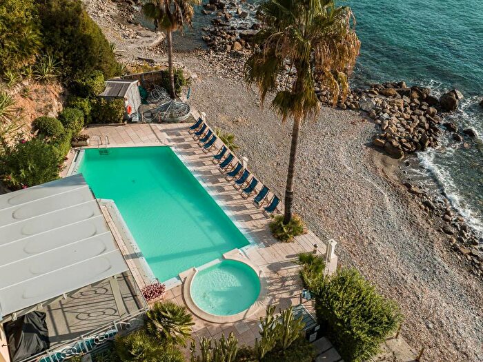 Appartamento bilocale in vendita in Via Madonna Ruota, Arziglia Madonna della Ruota, Bordighera