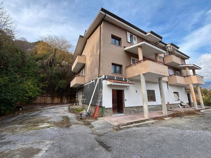 Casa quadrilocale in vendita in Nicastro Sambiase, Lamezia Terme