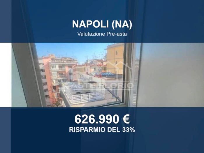 Appartamento con 6 locali in vendita in Via Francesco Cilea, Vomero Arenella, Napoli