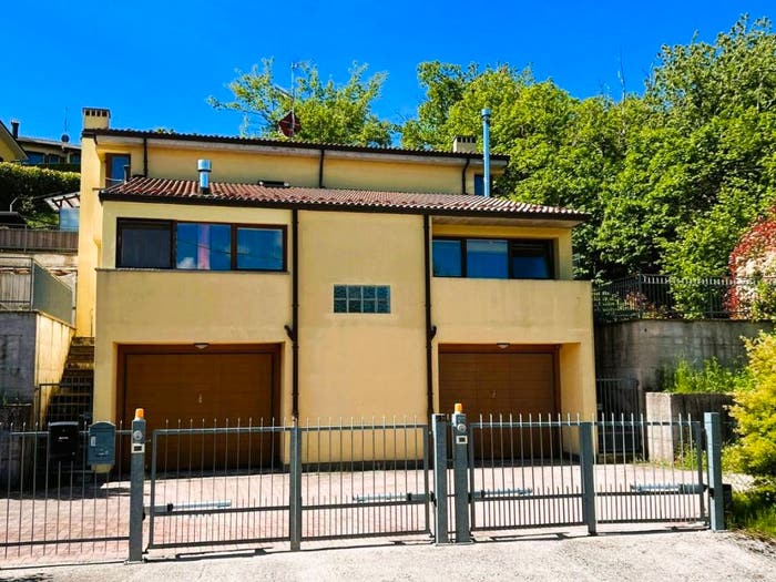 Casa quadrilocale in vendita in Via di Ronco, Piamaggio, Monghidoro