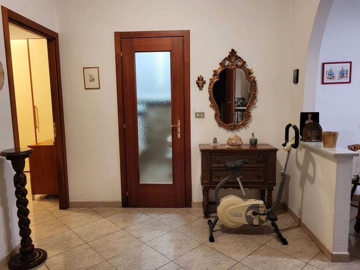 Appartamento trilocale in vendita in Via Alessandro Pertini, Centro, Bra