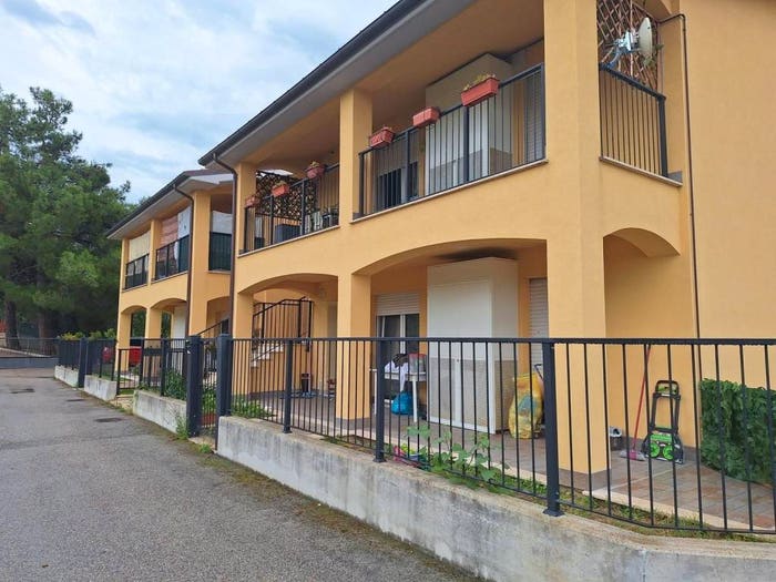Appartamento quadrilocale in vendita in Via Frazione Brecciarolo Ascoli Piceno AP Italia, Ascoli Piceno