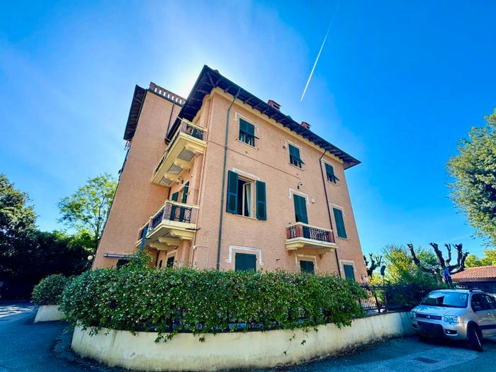 Appartamento bilocale in vendita in Via Alberto Picco, Multedo, Genova