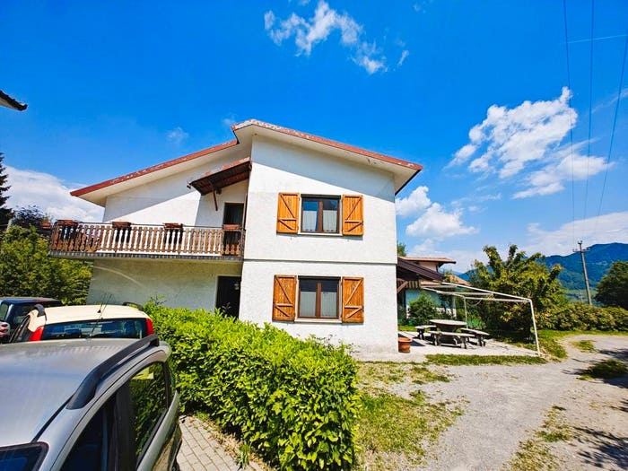 Casa quadrilocale in vendita in Via Pian delle Noci, Pellio Intelvi, Alta Valle Intelvi
