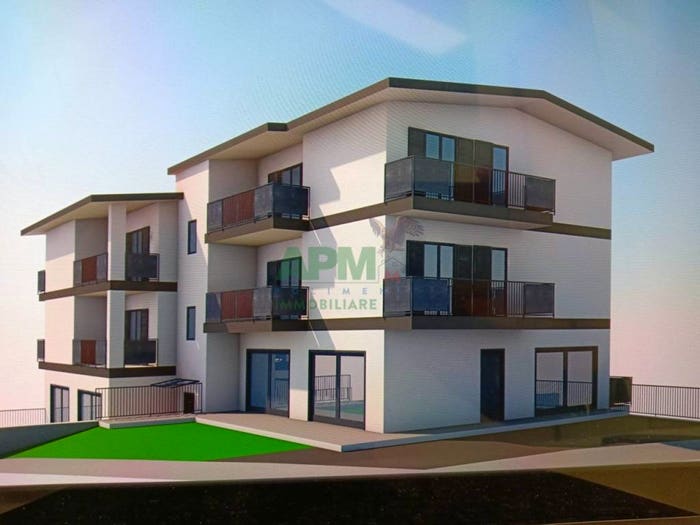 Appartamento con 5 locali in vendita in VIALE DELLA RESISTENZA, Centro, Rovito