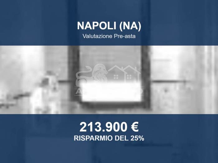 Appartamento con 6 locali in vendita in Via Enrico Cosenz, Centro, Napoli