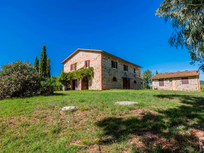 Casa con 6 locali in vendita in Strada Provinciale Castellaccia, Gavorrano