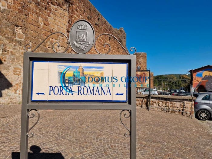 Appartamento trilocale in vendita in Via Giuseppe Verdi, Centro, Barbarano Romano
