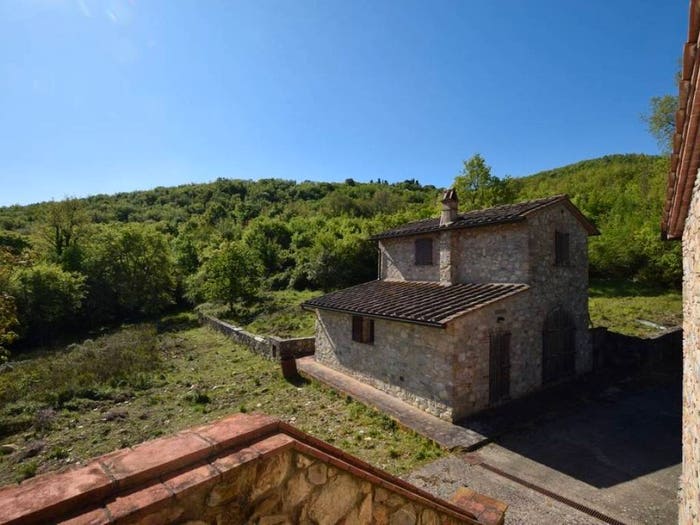 Casa quadrilocale in vendita in Castellina in Chianti