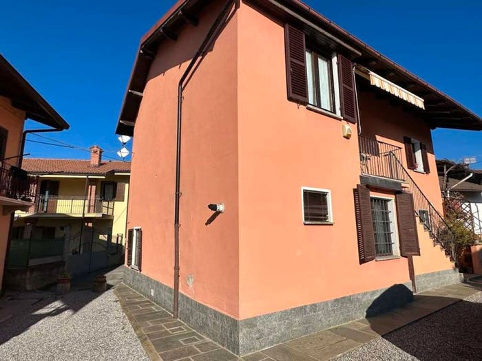 Appartamento quadrilocale in vendita in via Don G Basso, Roata Rossi Passatore, Cuneo