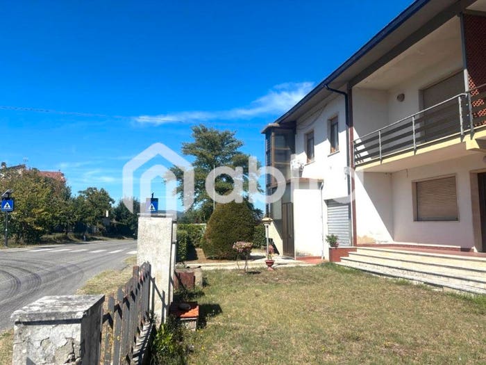 Appartamento con 6 locali in vendita in Via Cimabue, Badia Agnano, Bucine