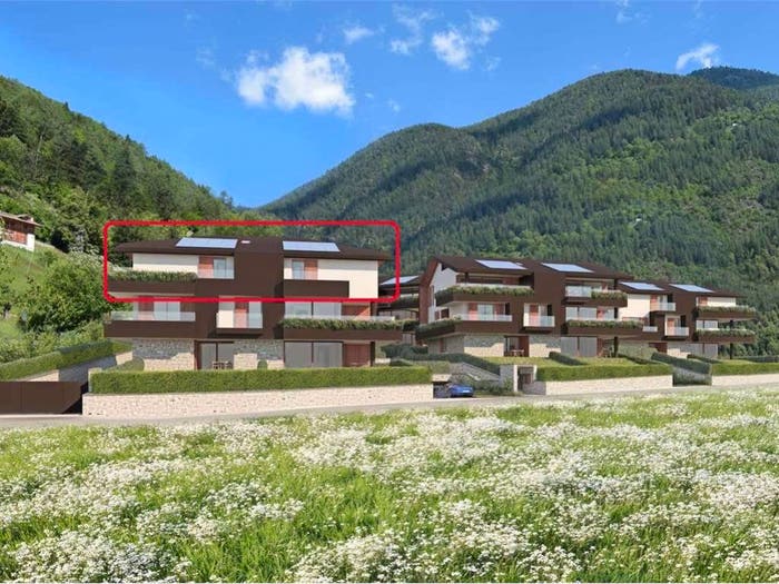 Casa con 6 locali in vendita in via Taddei De Mauris, Centro, Malè