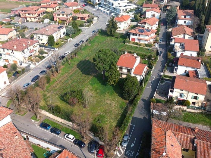 Casa con 5 locali in vendita in Via Silvio Pellico, Coccaglio