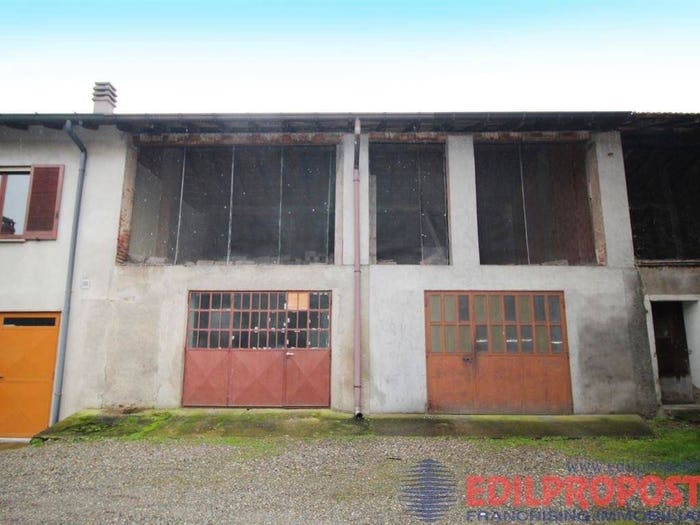 Casa quadrilocale in vendita in Via Vittorio Veneto, Centro, Lentate sul Seveso