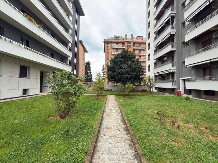 Appartamento bilocale in vendita in Via degli Abeti, Melegnano