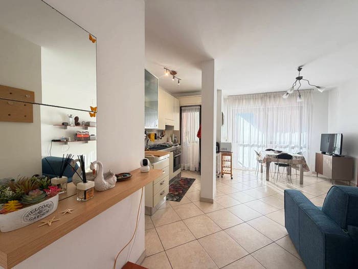 Appartamento trilocale in vendita in Via Cavour, Lungomare Marconi, Alba Adriatica