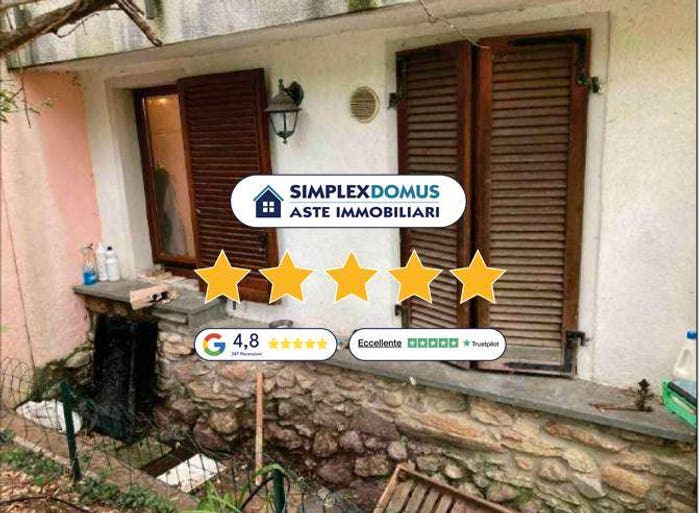 Casa con 5 locali in vendita in via G Verga, Centro, Bisuschio