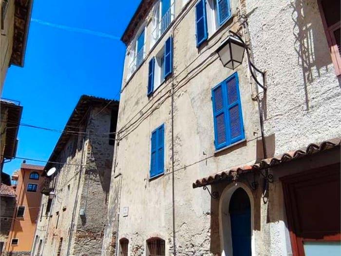 Casa con 5 locali in vendita in Via Giuseppe Garibaldi, Centro, Priero