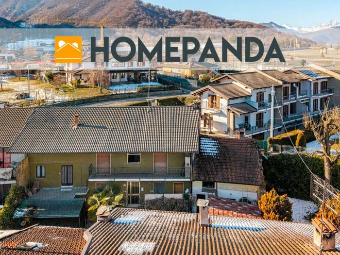 Casa con 6 locali in vendita in Via Umberto I, Centro, Bernezzo